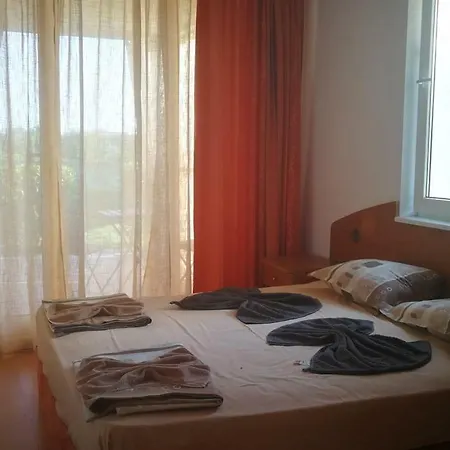 Sozopoli Hills 아파트
